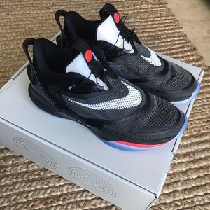 Nike Adapt BB 2.0 men’s size 13.5